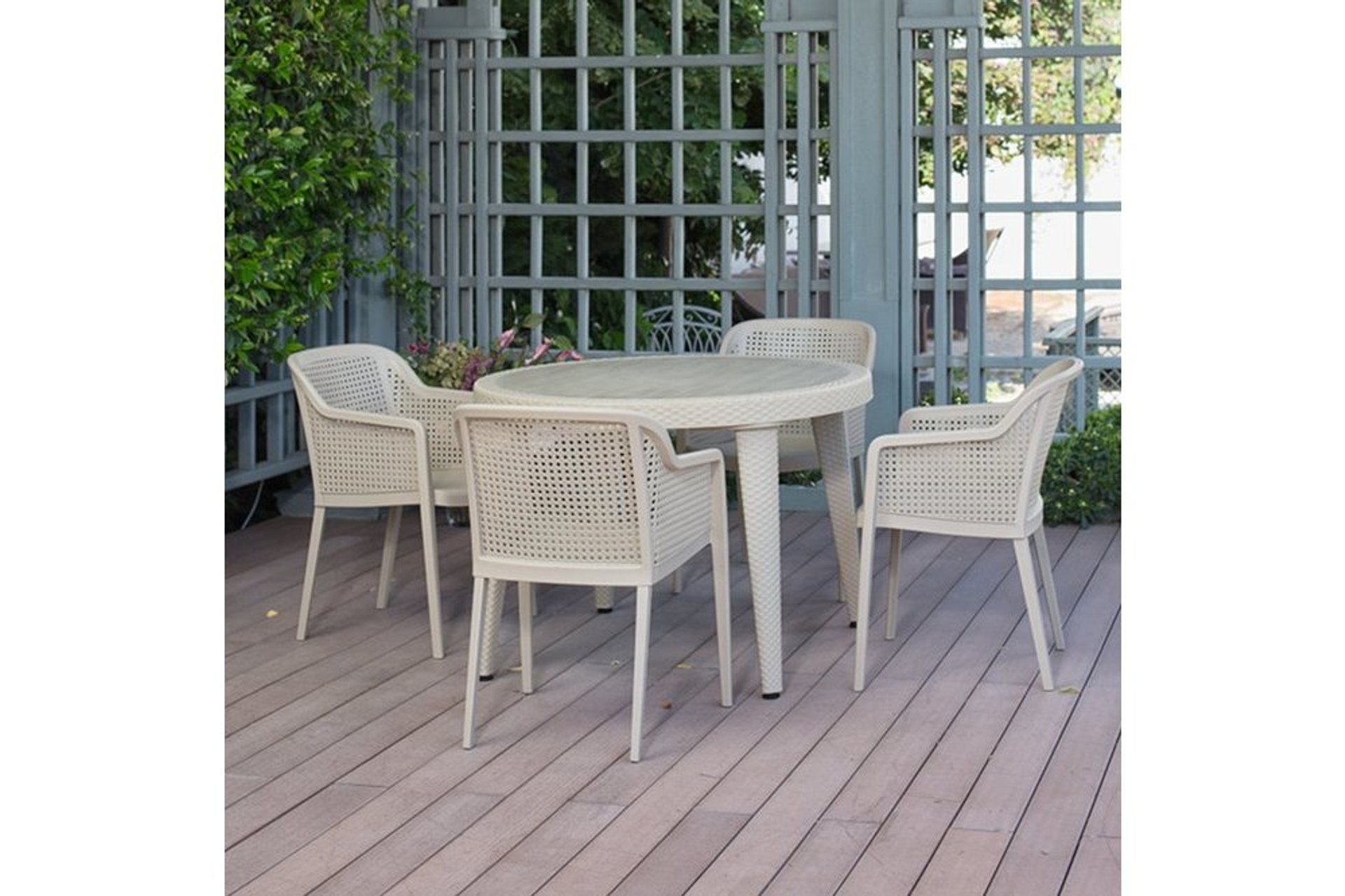 Tilia Pena 4 Kisilik Camsiz Masa Sandalye Takimi Bahce Balkon Seti Krem Fiyati Vivense