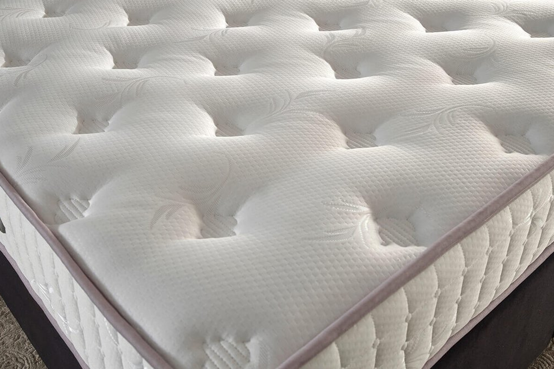 NİRON JULİETTE TAM ORTOPEDİK 23 CM ORTA SERT LÜKS YATAK