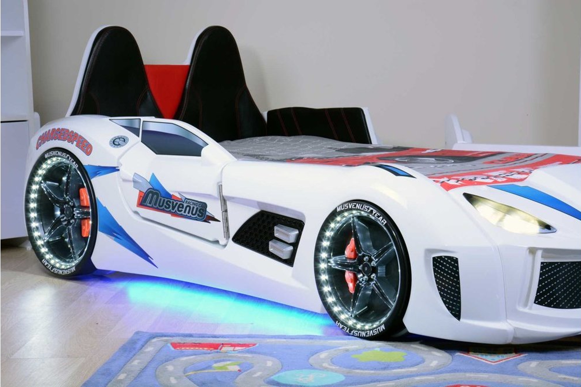 audi kapilari acilan koltuklu full ledli arabali yatak fiyati vivense