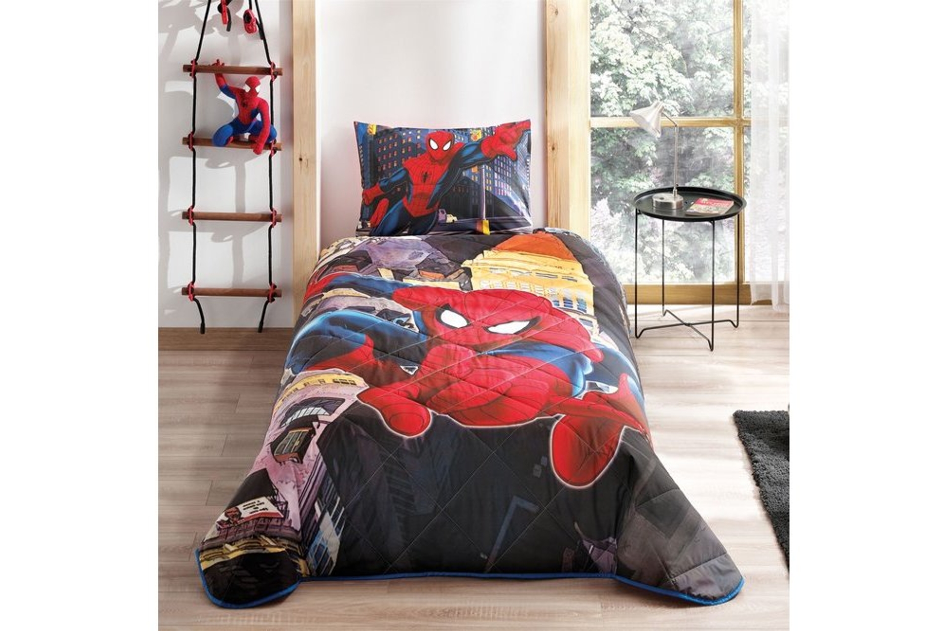 Spiderman In City Tek Kisilik Yatak Ortusu Fiyati Vivense