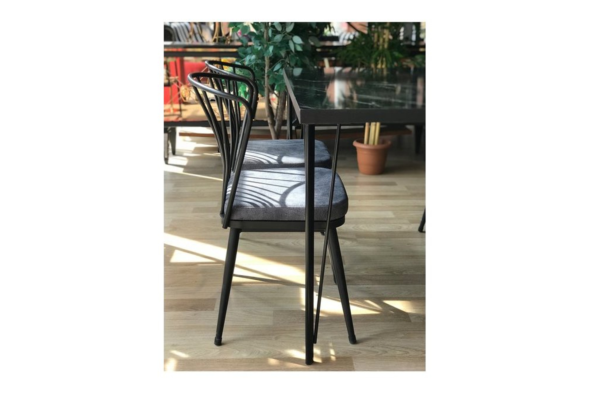 TE HOME PERA MASA SİYAH MERMER +4 OMEGA SANDALYE FİYATI TE HOME PERA MASA SİYAH MERMER +4 OMEGA SANDALYE FİYATI