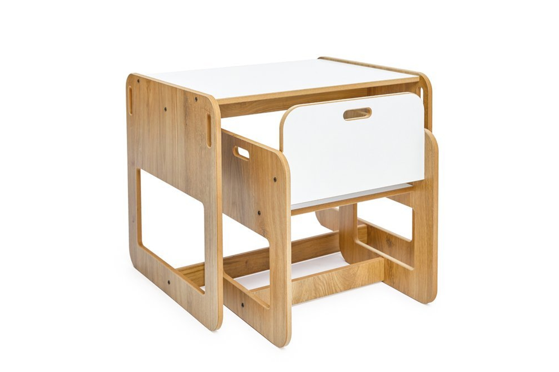 Aria Montessori Chair and Table Set (2-4 years) | Vivense London