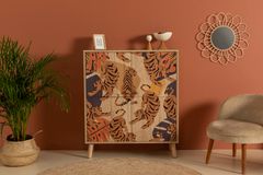 Tigris Multifunctionele Kast met Houten Poten