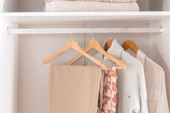 Luna Kledingkast hanger, 90 cm