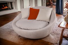 Quinton Draaifauteuil, Wit