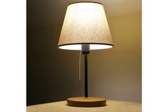 Homing Sera Tafellamp met Houten Poten, Notenhout