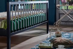 Breeze Metalen Bedframe, 180x200 cm, Zwart en Grijs