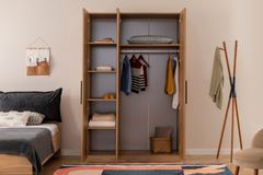 Ety Kledingkast met 3 Deuren en Spiegel