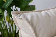 Notre Fauteuil met Hocker, Beige