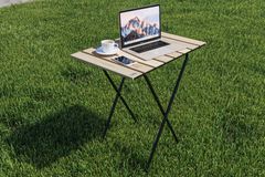 Bino Opklapbare Tuintafel, Creme