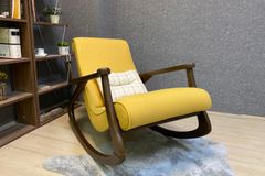 Asien Schommelstoel, Asgrauw, Geel en Walnoot