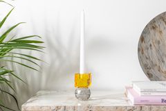 Moena Sparkle Kandelaar, Geel en Rookgrijs, 02