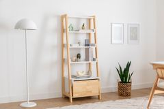 Tres Boekenkast, Naturel