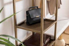 Gild Open Hanger, Messing