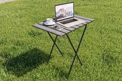 Bino Opklapbare Tuintafel, Rookgrijs