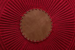 Nora Ronde Decoratieve Gebreide Poef, rood