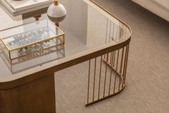 Sinta Salontafel, Messing