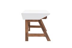 Tres Bureau, Walnoot