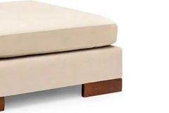 Tulip Poef, Ecru, Stof Kan Veranderd Worden