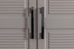 Luna Nox, Kastdeur, Louvre