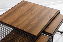 Valencia Salontafelset, Bruin