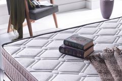 Monte Vast Tweepersoonsmatras Met Pad, 140X200