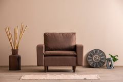 Pafu Lungo Fauteuil, Lichtbruin
