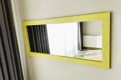 Wood Rechthoekige Staande Spiegel, 150x70 cm, Geel