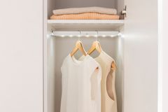Luna Kledingkast Led Hanger Pijp, 45 cm