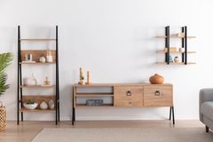 Yanke TV-Meubel met Rekken& Boekenrek, 150 cm, Pijnboom