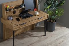 Colosseum Bureau, Walnoot