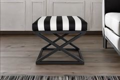 Joan Poef, Zwart & Wit