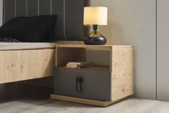 Ben Lawer Nachtkastje