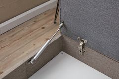 Eva Hoekbank Rechts met Voetenbank, Creme