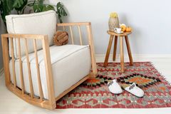 Joan Teddy Schommelstoel, Beige