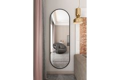 Marsah Timaeus Spiegel, Zwart