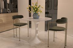 Tulip Tafel met Witte Poot