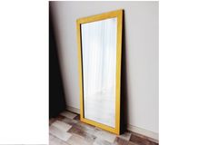 Wood Rechthoekige Staande Spiegel, 130x60 cm, Goud