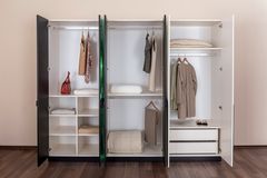 Line Kledingkast met 6 Deuren