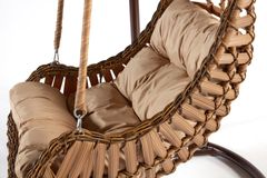 Creek Hangstoel, Bruin