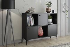 Orbit Multifunctionele Kast met 3 Deuren en Metalen Poten, Zwart