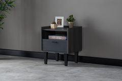 Franz Nachtkastje, Antraciet