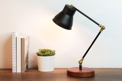 Homing Table Lamp, Black