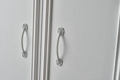 Alexander Kledingkast met 3 Deuren