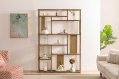 Sinta Boekenkast, Messing