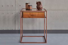 Eta Consoletafel, Walnoot