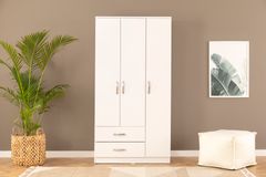 Home Kledingkast met 3 Deuren en 2 Lades