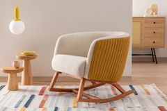 Ricky Schommelstoel, Crème en Mosterd