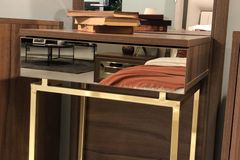 Luxembourg Dressing Table, Walnut