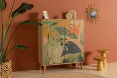 Saka Multifunctionele Kast met Houten Poten